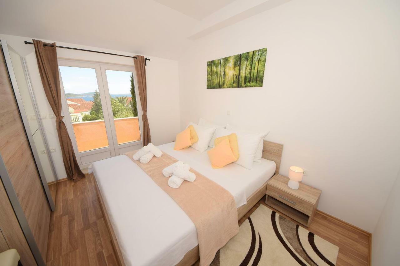 Luxury Penthouse With Jacuzzi In Orebić Екстериор снимка